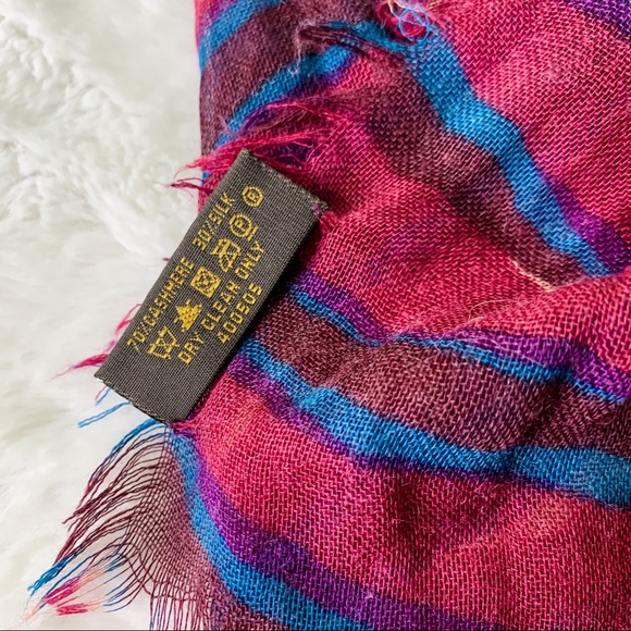 Louis Vuitton zebra etole - Picture 3 of 7